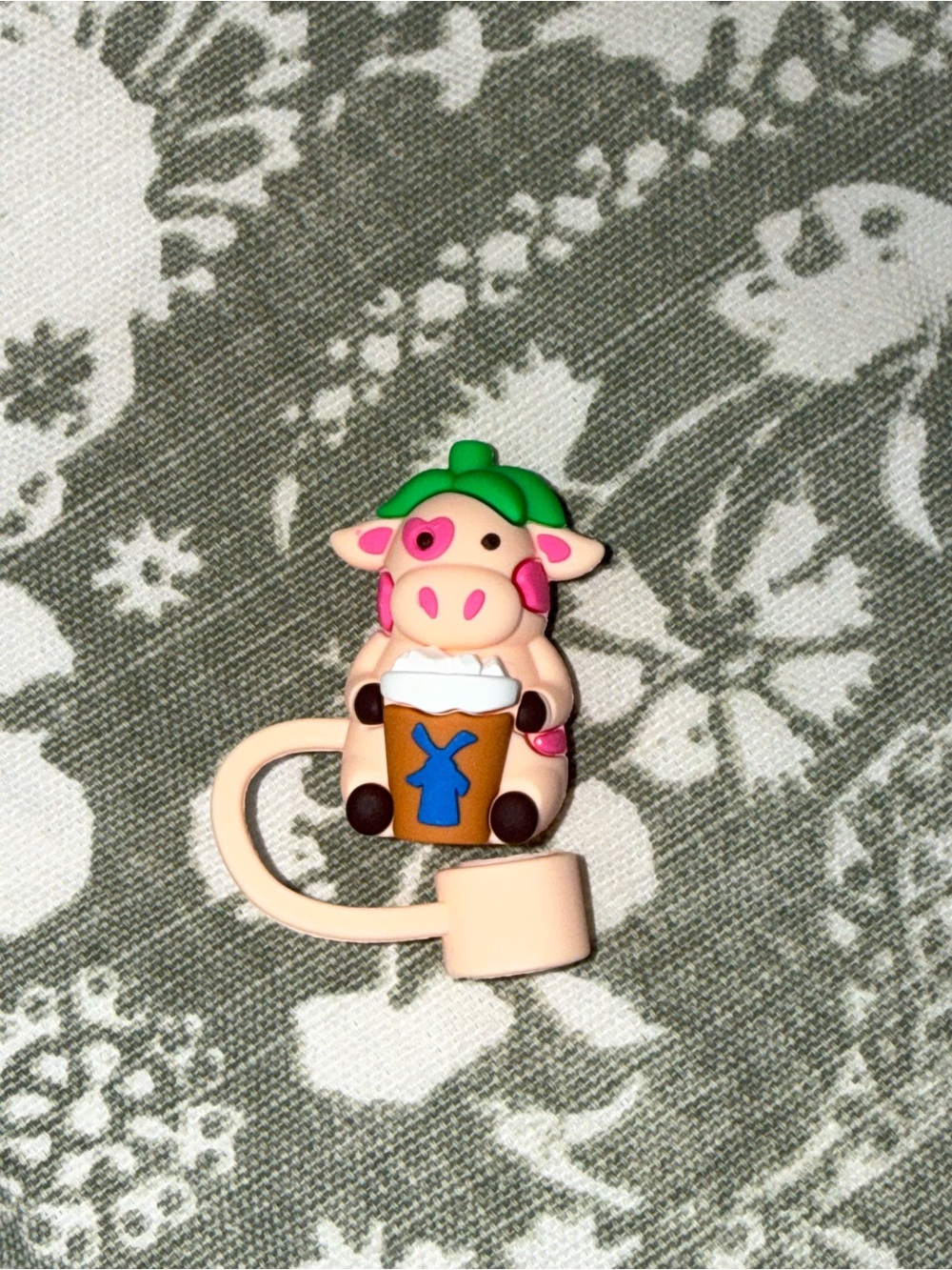 New Dutch Bros Bessy The Berry Cow Straw Topper / Charm 2026